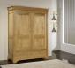 Armario de 2 puertas y 2 cajones fabricado en madera de roble macizo al estilo Louis Philippe