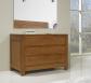 Cómoda con 3 cajones fabricada en madera de roble macizo en estilo contemporáneo