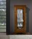 Armario Vitrina de 1 puerta y 1 cajón fabricado en madera de Cerezo macizo en estilo Louis Philippe 