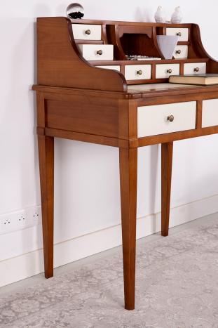 Escritorio de madera de cerezo estilo Ivory Directoire y madera de cerezo patinada Anna