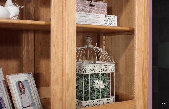 Estantería librería Mateus de 2 puertas y 4 cajones fabricado en madera de Roble macizo estilo contemporáneo