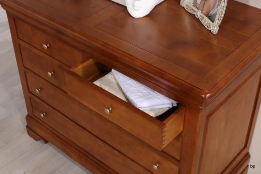 Cómoda Mirian de 6 cajones fabricada en madera de cerezo macizo al estilo Louis Philippe