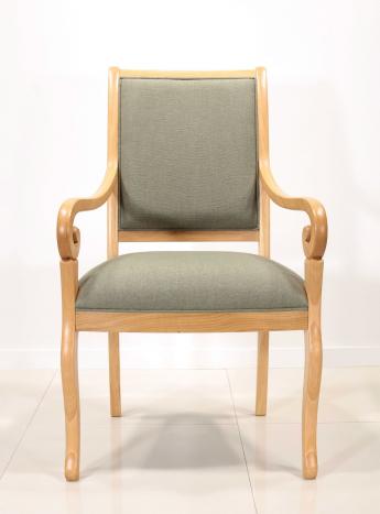 Sillón Crosse de roble macizo estilo Louis Philippe Tela de tapicería Essencia