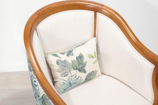 Sillón Gisèle de Fresno macizo de estilo Louis Philippe