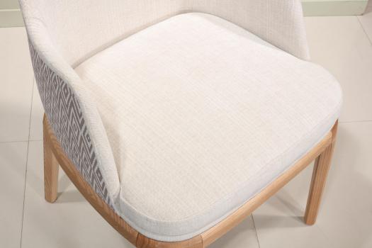 Sillón contemporáneo Milo, 4 patas de fresno macizo Tejido Valdouro