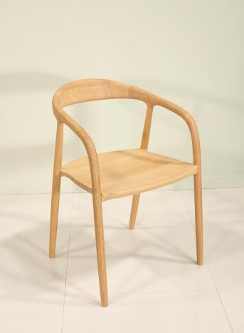 Silla Achille de roble macizo Contemporáneo