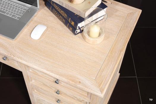 Escritorio Víctor de 5 cajones fabricado en madera de roble macizo de estilo Louis Philippe 