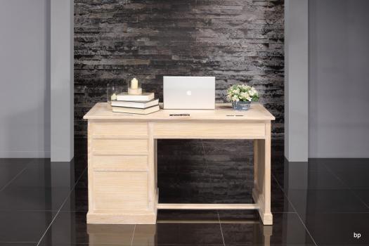 Escritorio Víctor de 5 cajones fabricado en madera de roble macizo de estilo Louis Philippe 