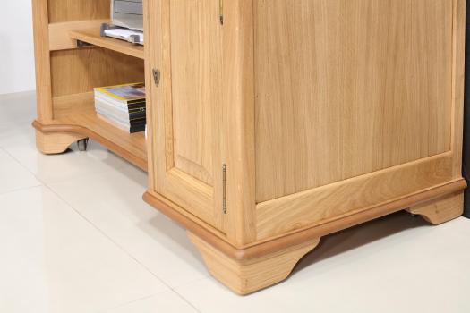 Pequeño escritorio Emérito fabricado en madera de roble macizo en estilo Louis Philippe