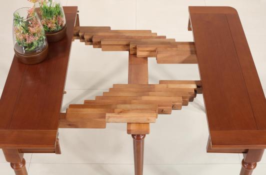 Consola o mesa extensible Catherine fabricada en madera de cerezo macizo al estilo Louis Philippe.
