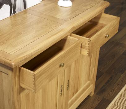 Aparador de 2 puertas con 2 cajones de madera de cerezo en estilo rústico 