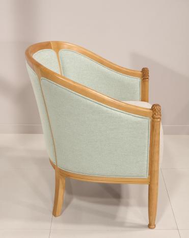 Sillón Caroline cabriolet fabricado en madera de haya macizo de estilo Louis Philippe