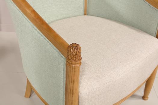 Sillón Caroline cabriolet fabricado en madera de haya macizo de estilo Louis Philippe