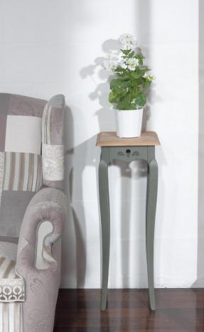 Pedestal fabricado en madera de roble macizo acabado roble Antik
