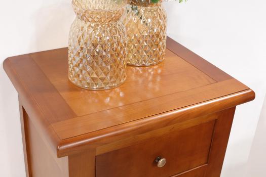 Recibidor fabricado en madera maciza de cerezo en estilo rústico