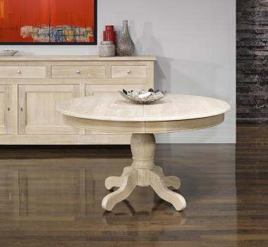 Mesa de comedor redonda Benito con pata central fabricada en madera de Roble macizo al estilo Louis Philippe diametro 105cm acabado cepillado blanqueado 