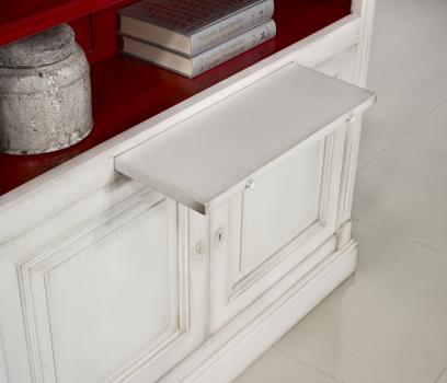 Estantería librería Charles fabricada en madera de roble macizo al estilo Directorio acabado Marfil y Rojo
