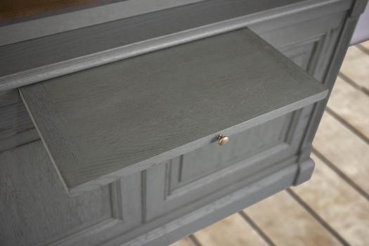 Biblioteca Sylvain 2 cuerpos fabricada en madera de  roble macizo al estilo Directoire Acabado Verde envejecido