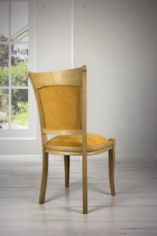 Silla Benjamin fabricada en madera de Roble macizo estilo Louis Philippe tejido mostaza