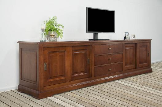 Mueble TV Beatriz fabricado en madera de Cerezo macizo al estilo Louis Philippe con 4 puertas y 3 cajones