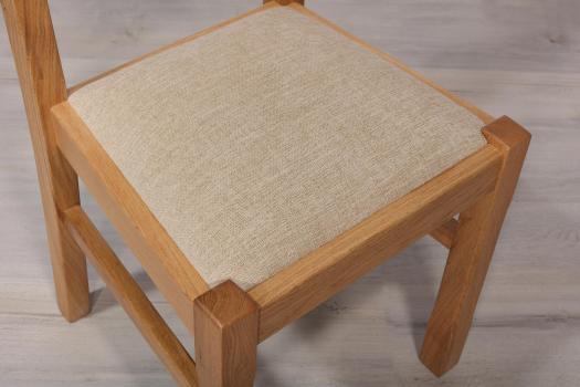 Silla Nestor fabricada en madera de Roble macizo acabado cepillado natural
