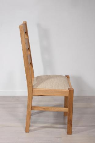 Silla Nestor fabricada en madera de Roble macizo acabado cepillado natural