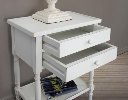 Mesa de noche Marie fabricada en madera de Cerezo macizo estilo Louis Philippe 