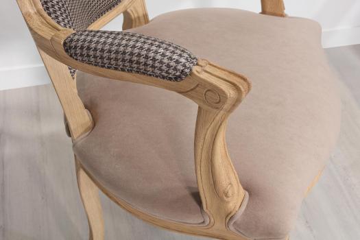 Sillón Bergere Alexia estilo Luis XV de Roble macizo con tejido VALDOURO Taupe