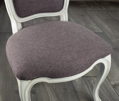 Silla Mila fabricada en madera maciza de cerezo estilo Luis XV