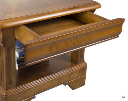 Mesa de centro Leila fabricada en madera de cerezo macizo al estilo Louis Philippe con 1 cajón