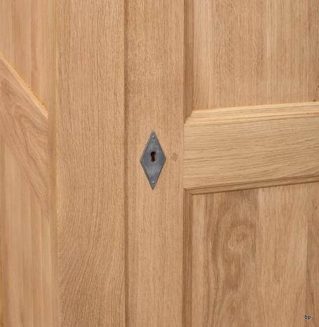 Armario de cocina Timoteo de 1 puerta fabricado en roble macizo estilo rústico