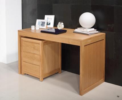 Escritorio estilo Contemporáneo fabricado en madera de Roble macizo acompañada con modulo con ruedas de 3 cajones