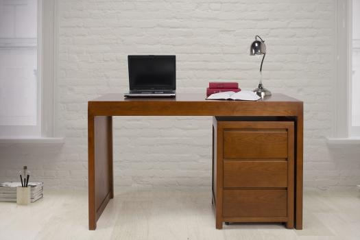 Escritorio fabricado en madera de cerezo en estilo Contemporáneo 