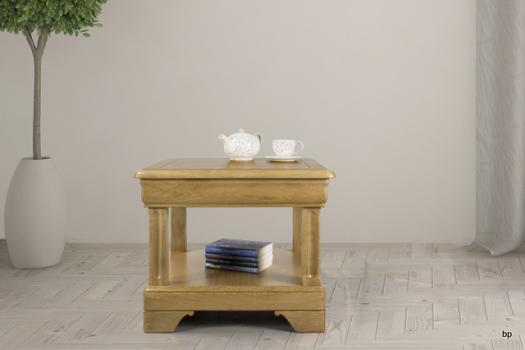 Mesa auxiliar Inês  fabricada en madera de roble de estilo Louis Philippe con 1 cajón