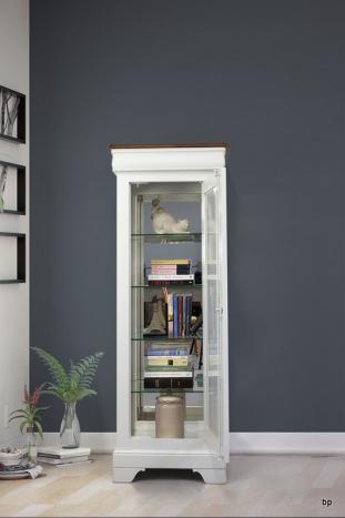 Armario vitrina de 1 puerta y 1 cajón fabricado en madera de Cerezo macizo al estilo Louis Philippe 