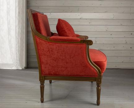Sillón Anne de estilo Luis XVI fabricado en madera maciza de Haya, tejido rojo