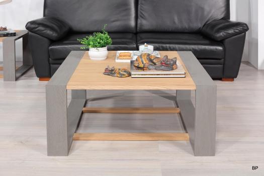 Mesa de centro 90x90 fabricada en madera de roble macizo estilo contemporáneo