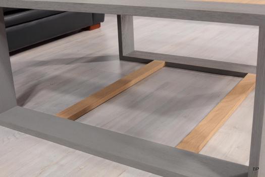 Mesa de centro 90x90 fabricada en madera de roble macizo estilo contemporáneo
