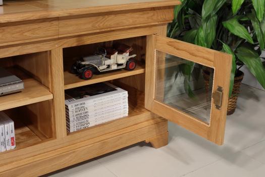 Mueble de TV 16/9 Mathilde fabricado en madera de roble macizo estilo Louis Philippe Longitud 180 cm