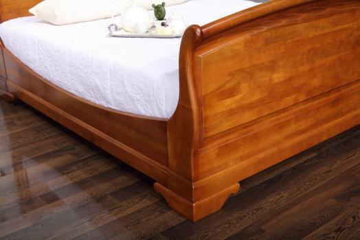Solid Cherrywood Louis Philippe style Bed