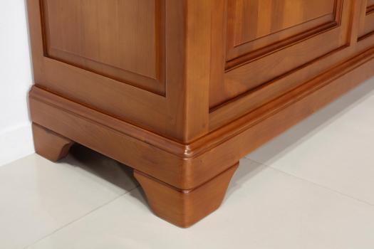 Mueble de TV Anna fabricado en madera maciza de cerezo en estilo Louis Philippe 