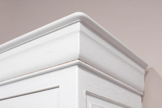 Armario Vitrina Hugo de 3 puertas fabricada en madera de Roble macizo al estilo Louis Philippe 
