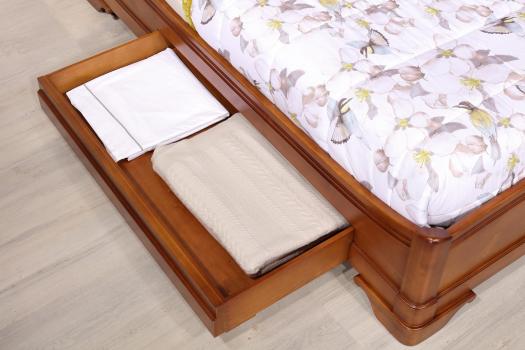 Cama Gaëlle 140x190 en madera maciza de cerezo estilo Louis Philippe Con cajón en cada lado