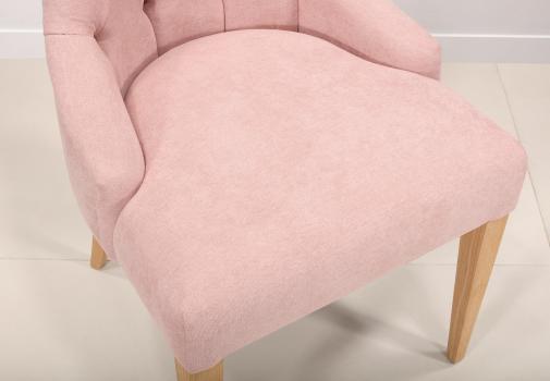 Silla tapizada de sala de estar fabricada en madera de roble macizo