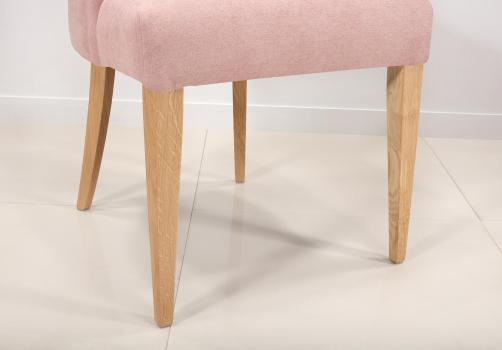 Silla tapizada de sala de estar fabricada en madera de roble macizo