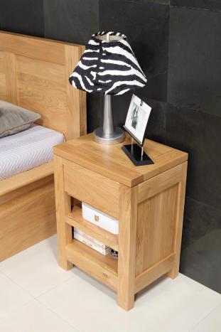 Mesa de noche 1 cajón 1 nicho fabricada en madera de roble macizo de estilo contemporáneo Colección Nturaleza