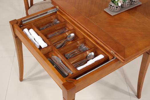Mesa de comedor cuadrada fabricada en madera de cerezo macizo en estilo Louis Philippe 