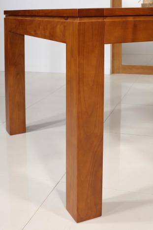 Mesa de comedor Aurore fabricada en madera maciza de cerezo cubierta de cerámica en estilo Contemporáneo 