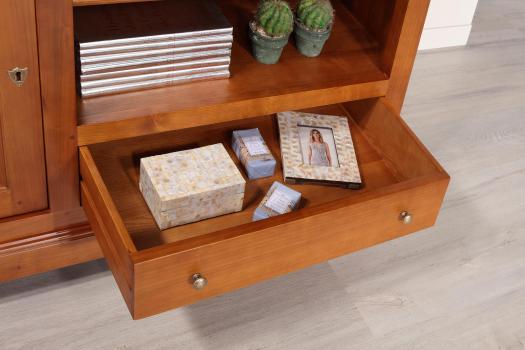 Mueble de tv Marianne fabricado en  madera de cerezo macizo al estilo Louis Philippe 