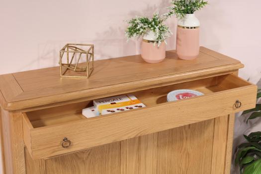 Aparador comedor Olivier de 2 puertas fabricado en madera de roble macizo en estilo Rústico SÓLO 1 DISPONIBLE